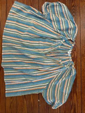 Roller rabbit medium blouse EUC poet style with elastic sleeves and loose fit